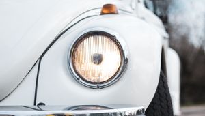 Preview wallpaper car, headlight, white, old, retro