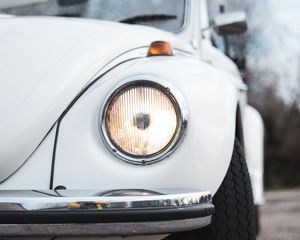 Preview wallpaper car, headlight, white, old, retro