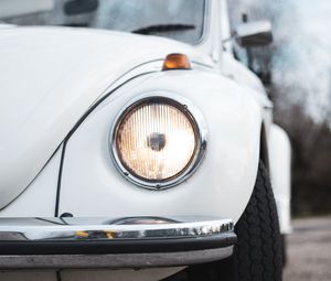 Preview wallpaper car, headlight, white, old, retro