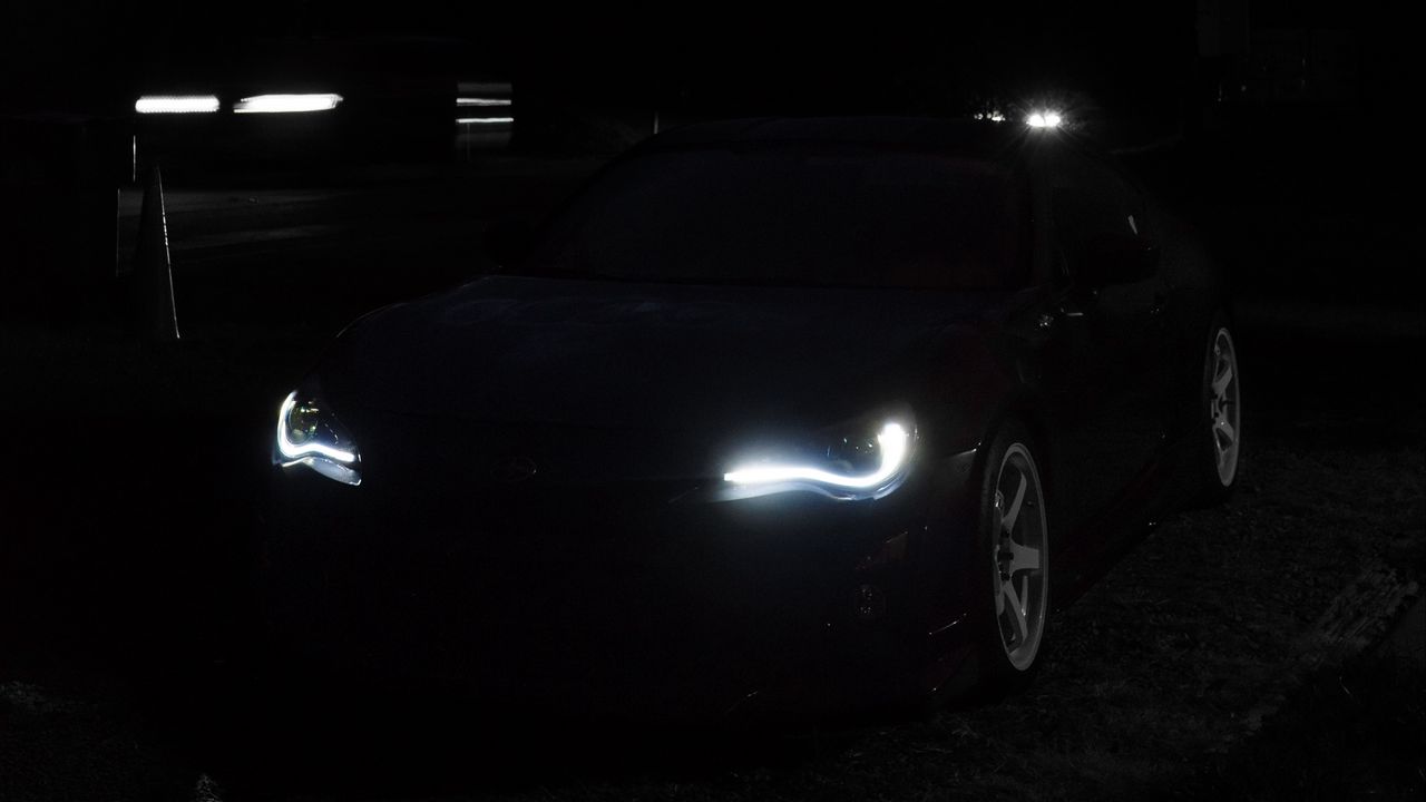 Wallpaper car, headlights, night, dark