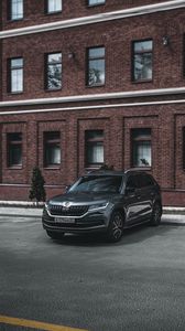 Preview wallpaper car, jeep, suv, side view, building