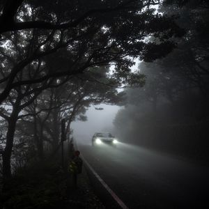 Preview wallpaper car, light, road, fog, gloomy