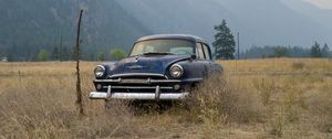 Preview wallpaper car, retro, blue, field