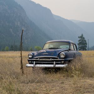Preview wallpaper car, retro, blue, field