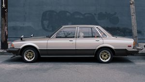 Preview wallpaper car, retro, side view, gray