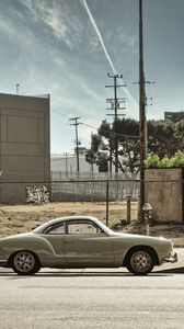 Preview wallpaper car, retro, vintage, side view, street