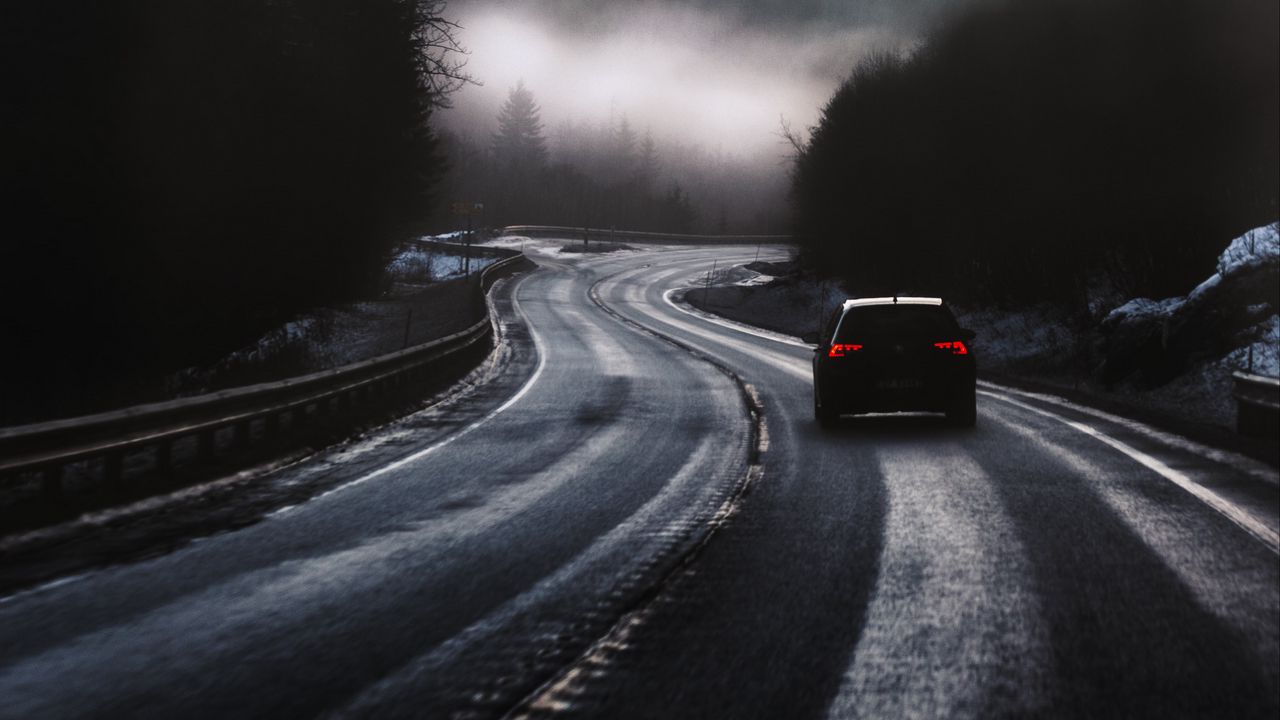 Wallpaper car, road, fog, dusk