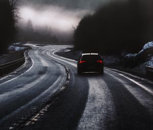 Preview wallpaper car, road, fog, dusk