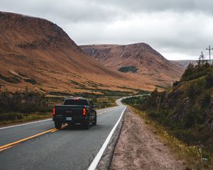 Preview wallpaper car, road, mountains, marking, distance