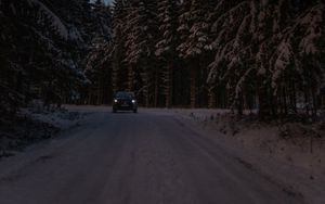 Preview wallpaper car, road, night, winter, dark
