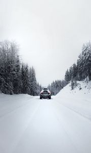 Preview wallpaper car, road, snow, winter