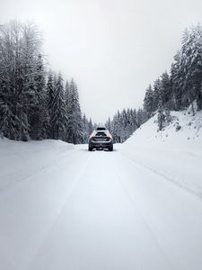 Preview wallpaper car, road, snow, winter