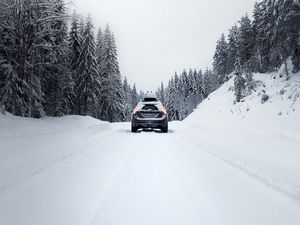 Preview wallpaper car, road, snow, winter