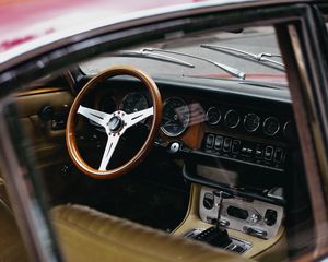 Preview wallpaper car, salon, retro, steering wheel