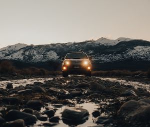 Preview wallpaper car, suv, black, mountains, nature