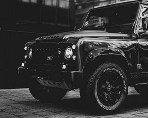 Preview wallpaper car, suv, bw, headlights