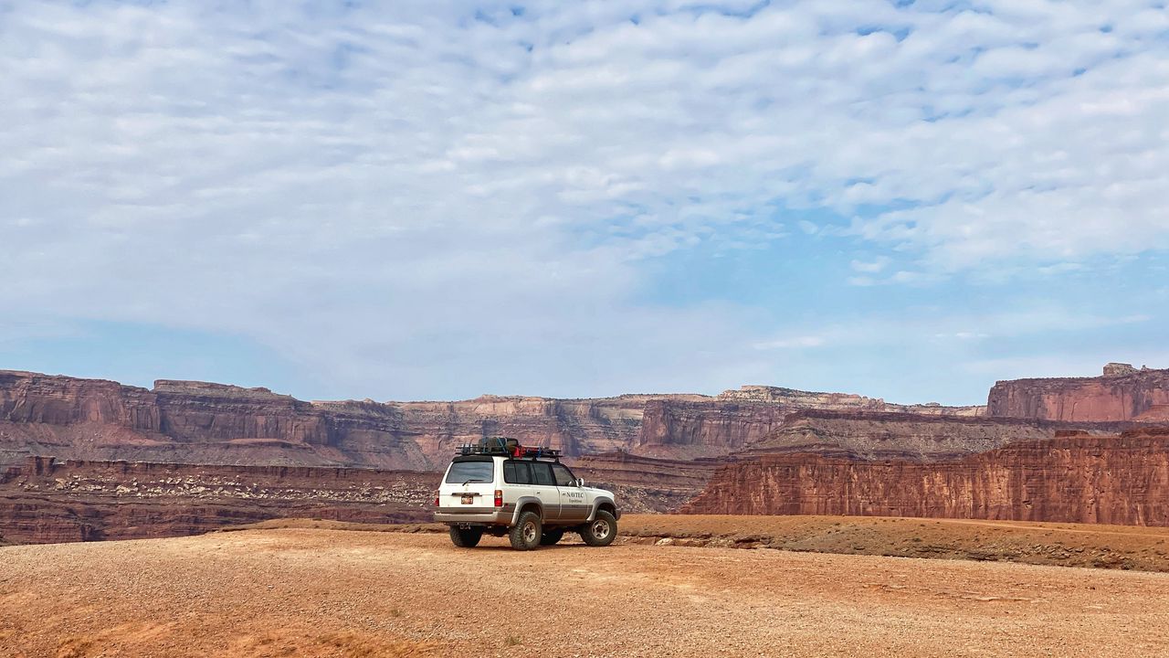 Wallpaper car, suv, canyon