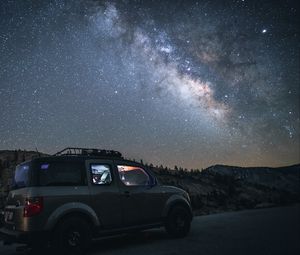 Preview wallpaper car, suv, night, mountains, starry sky