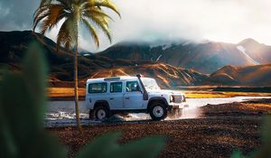 Preview wallpaper car, suv, palm tree, mountains