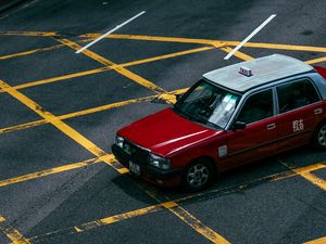Preview wallpaper car, taxi, marking, asphalt, contrast