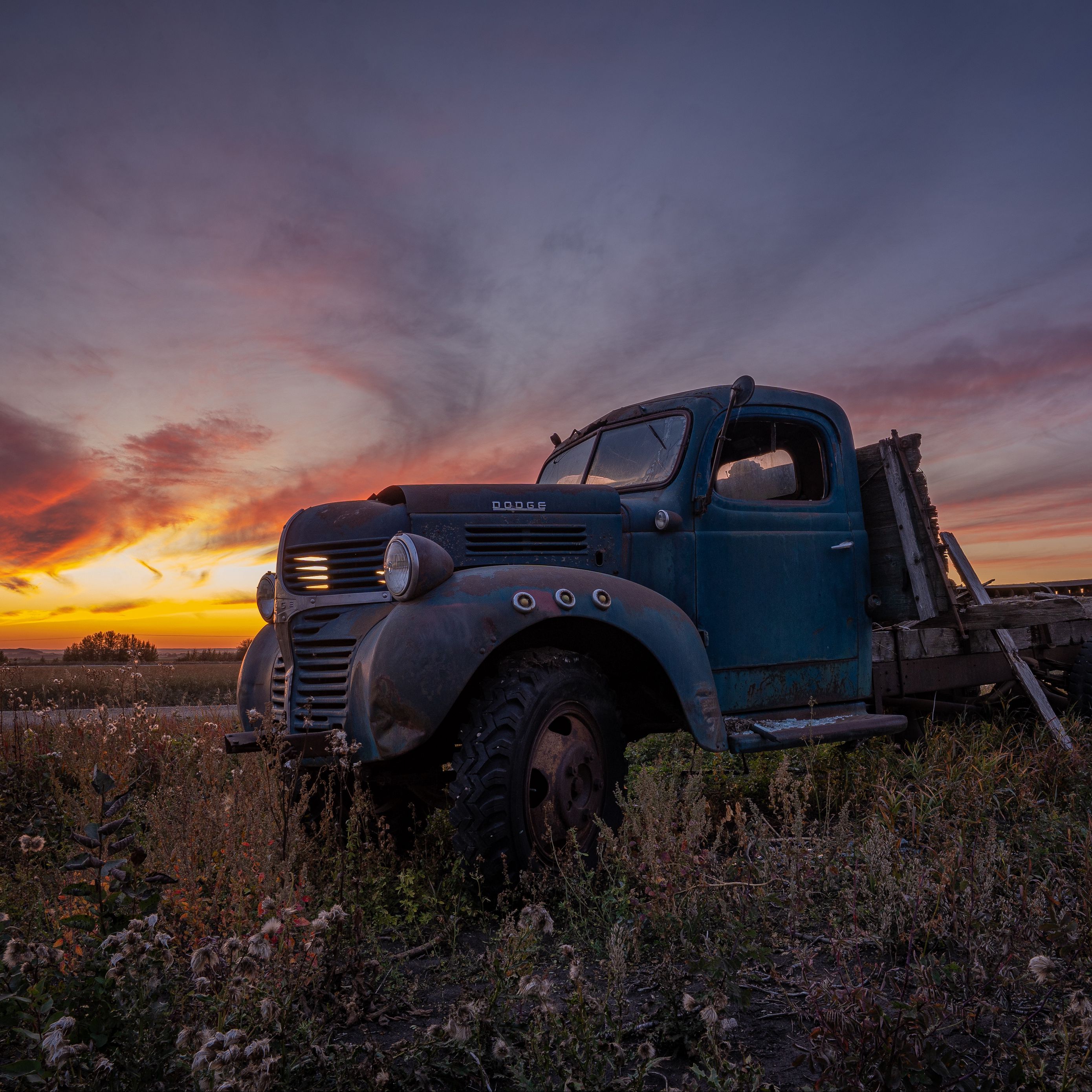 2780x2780 Wallpaper car, truck, old, rust
