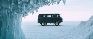 Preview wallpaper car, van, ice, stalactites, snow