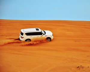 Preview wallpaper car, white, desert, sand