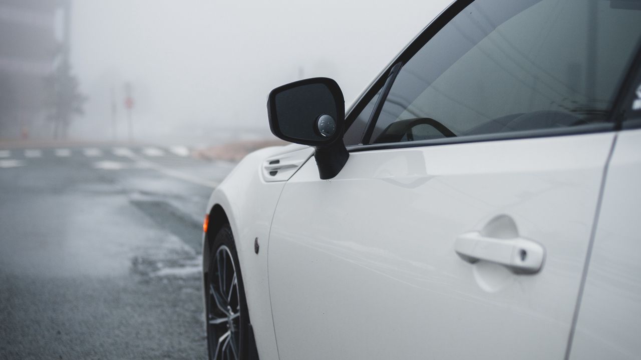 Wallpaper car, white, road, fog