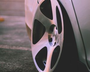 Preview wallpaper car, white, wheel, metal, tuning