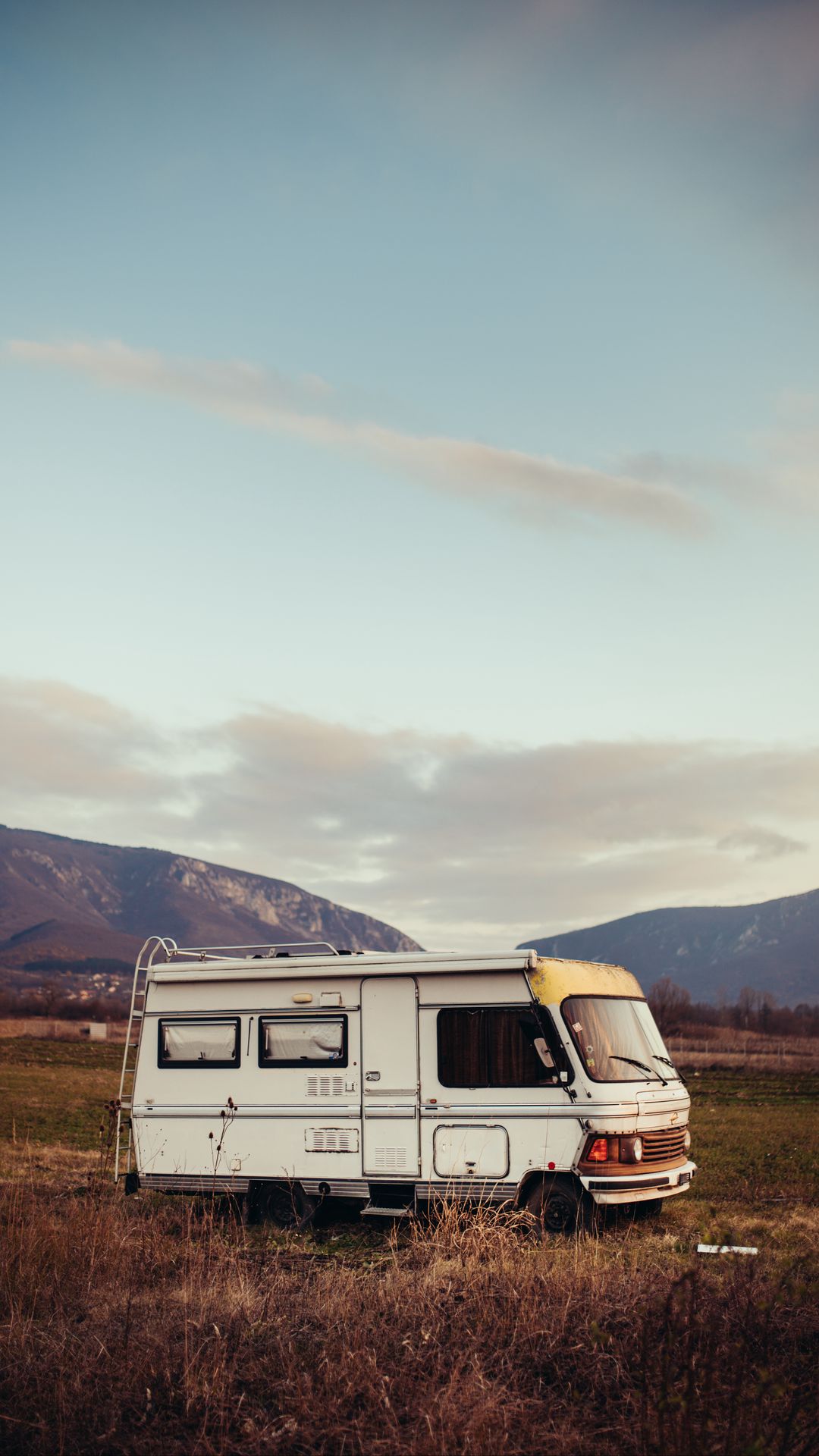 Download wallpaper 1080x1920 caravan, car, white, mountains samsung ...