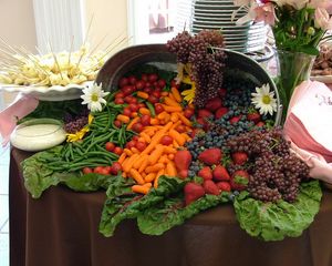 Preview wallpaper carrots, string bean, strawberry, grapes, vegetables, berries, tomatoes