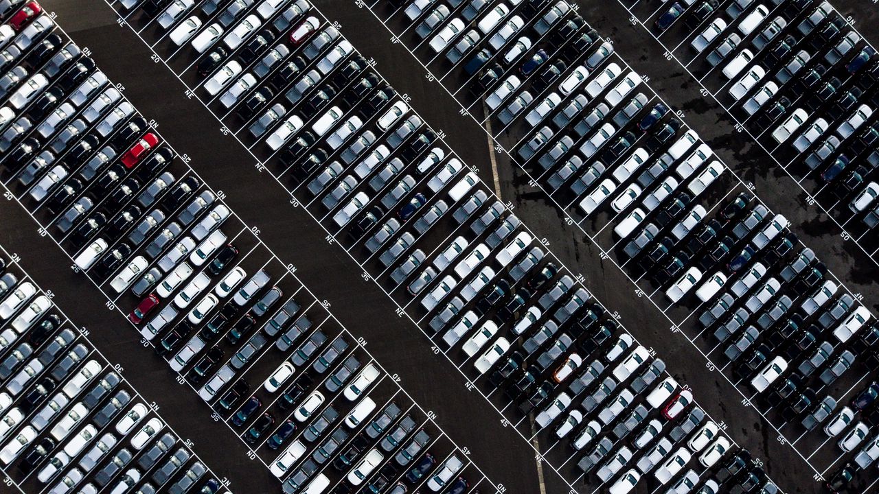 Wallpaper cars, parking, dividing lines