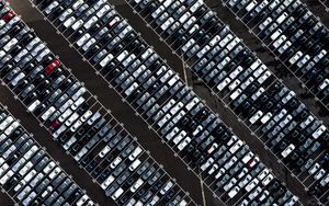 Preview wallpaper cars, parking, dividing lines