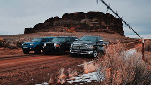 Preview wallpaper cars, suvs, off-road, canyon, mountains