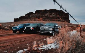 Preview wallpaper cars, suvs, off-road, canyon, mountains