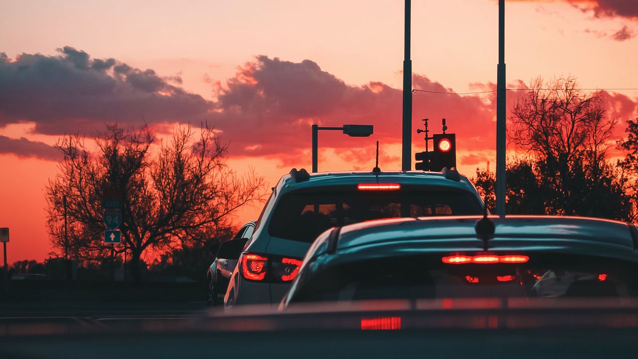Wallpaper cars, view, traffic, dusk, dark