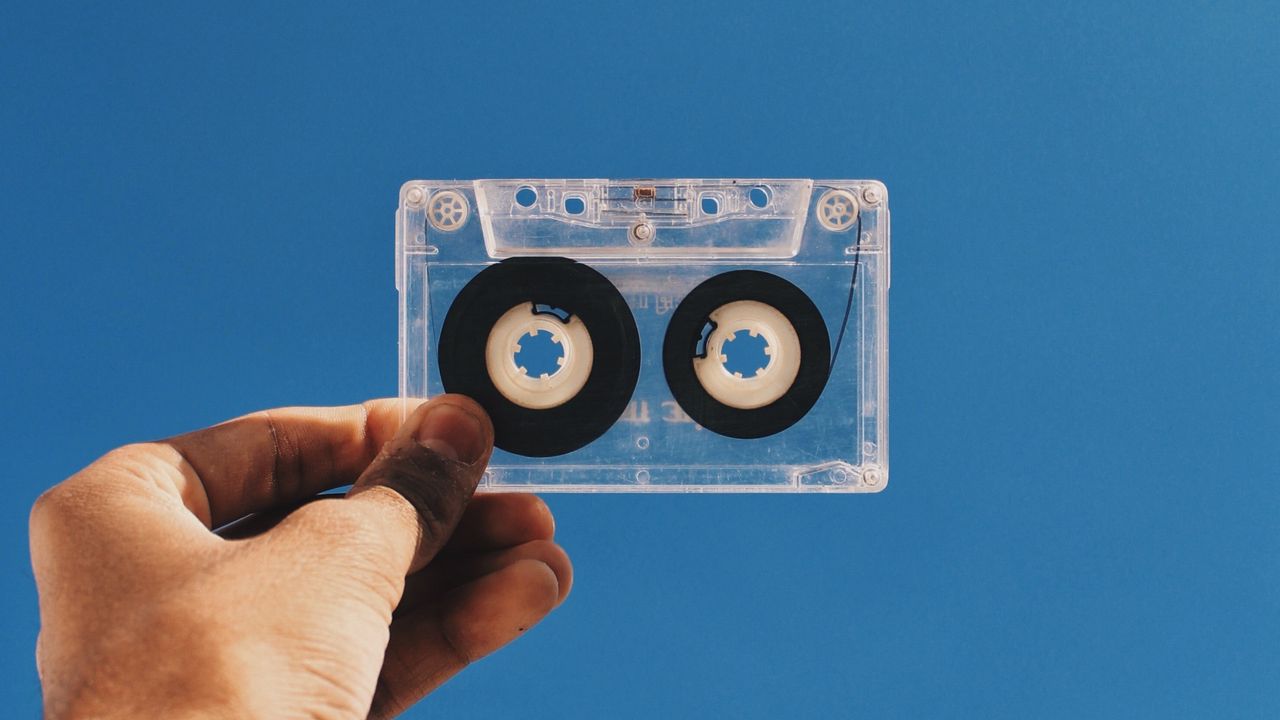 Wallpaper cassette, retro, hand, sky