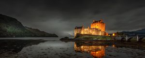 Preview wallpaper castle, backlight, architecture, lake, bridge