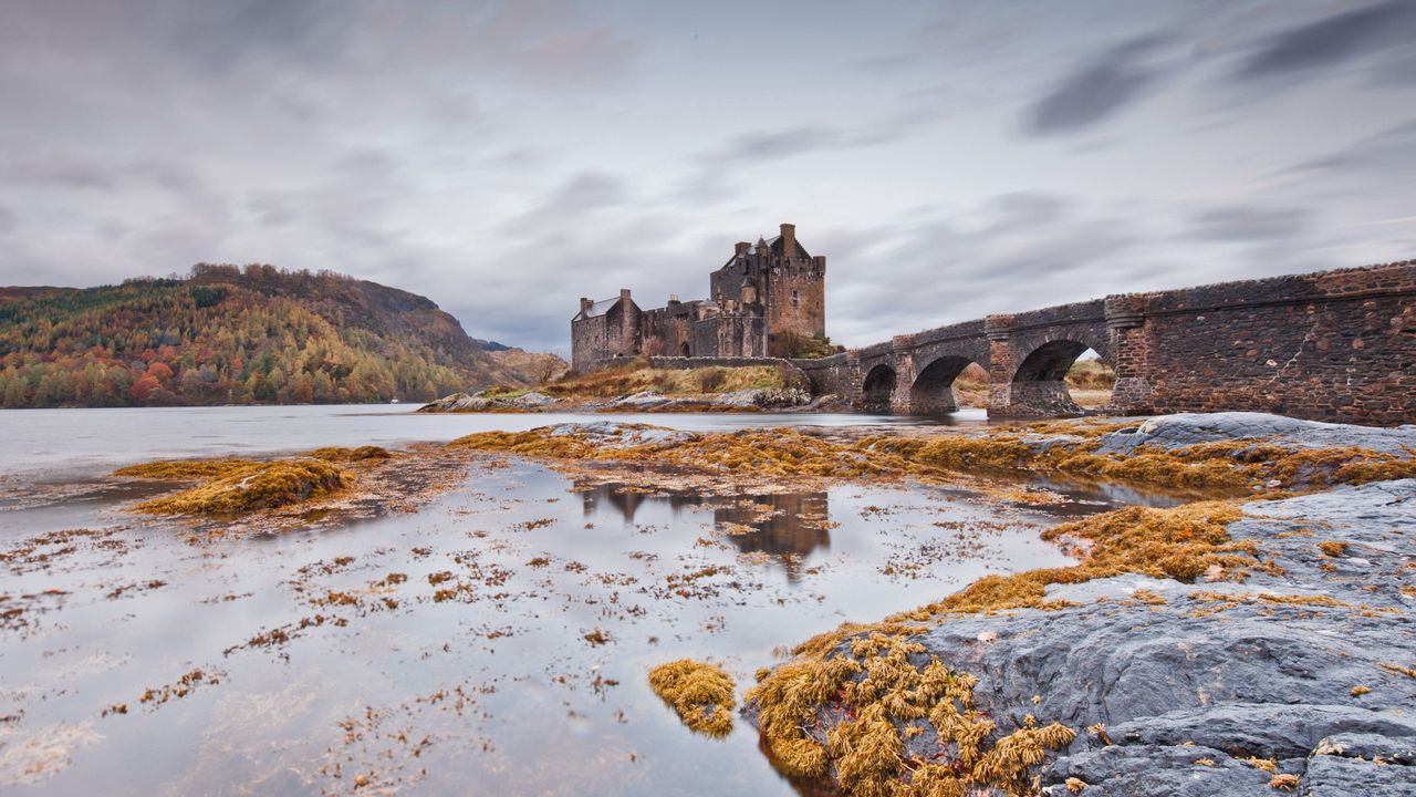 Wallpaper castle, bridge, arches, stone, water, lake, stones, vegetation, cold, emptiness, loneliness, terribly