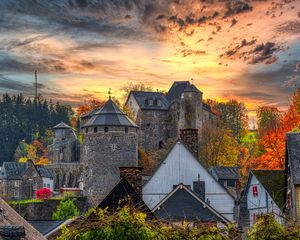 Preview wallpaper castle, building, architecture, old, sunset, autumn