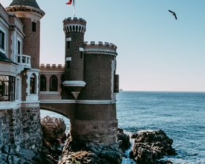 Preview wallpaper castle, building, architecture, cliffs, sea