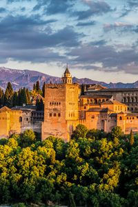 Preview wallpaper castle, building, architecture, trees, bushes