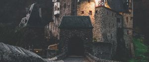 Preview wallpaper castle, building, architecture, old, medieval