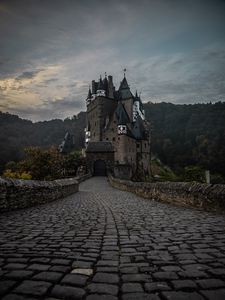 Preview wallpaper castle, building, architecture, old, stone