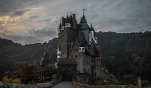 Preview wallpaper castle, building, architecture, old, stone