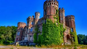 Preview wallpaper castle, grass, north america, hdr