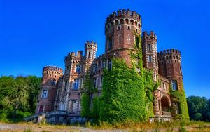 Preview wallpaper castle, grass, north america, hdr