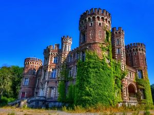 Preview wallpaper castle, grass, north america, hdr