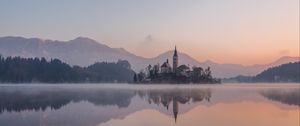 Preview wallpaper castle, island, lake, reflection, mountains