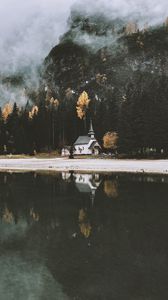 Preview wallpaper castle, lake, trees, fog, autumn